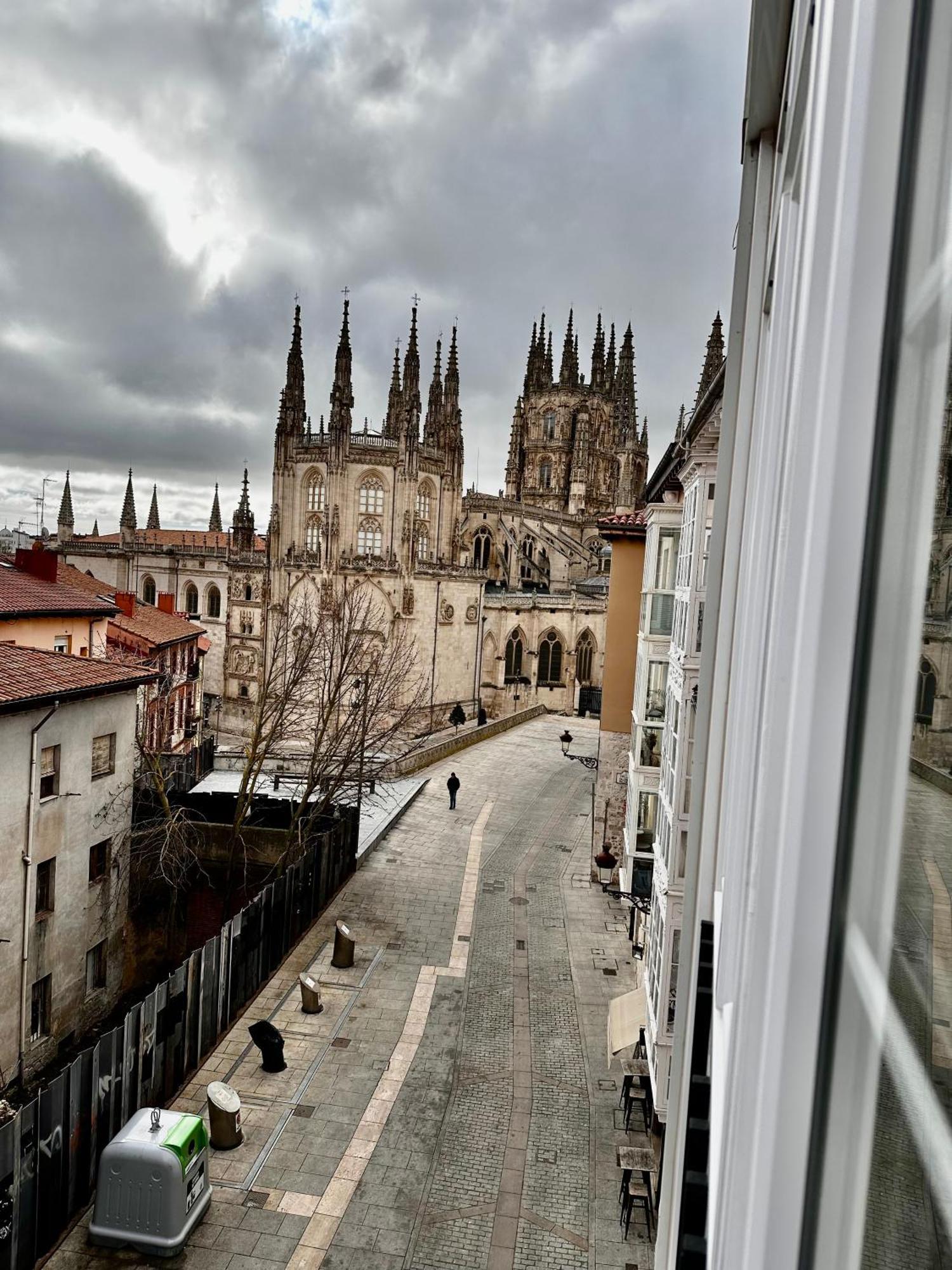 Atuaire Home Vista Catedral De Burgo Exteriér fotografie